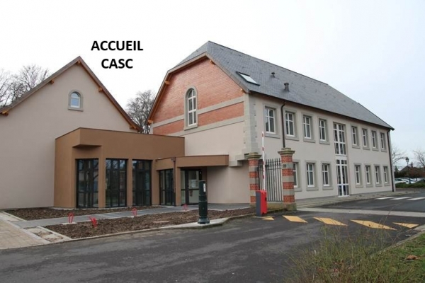 406-Local accueil CASC autocollant.jpg